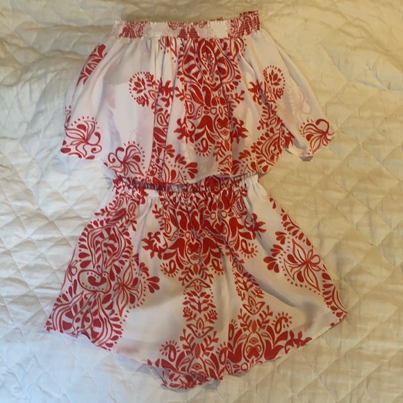 Show Me Your Mumu Red and White Rosarita Romper - Picture 1 of 6